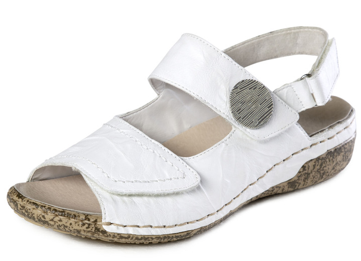Sandalettes & slippers - Rieker sandaal met opvallende metalen sieraden, in Größe 036 bis 042, in Farbe WIT Ansicht 1