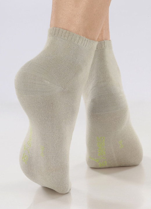 Kousen & panty's - Set van zes sokken met zachte randen, in Größe 1 (Schoenm. 35-38) bis 3 (Schoenm. 43-46), in Farbe 3X BEIGE, 3X WIT Ansicht 1